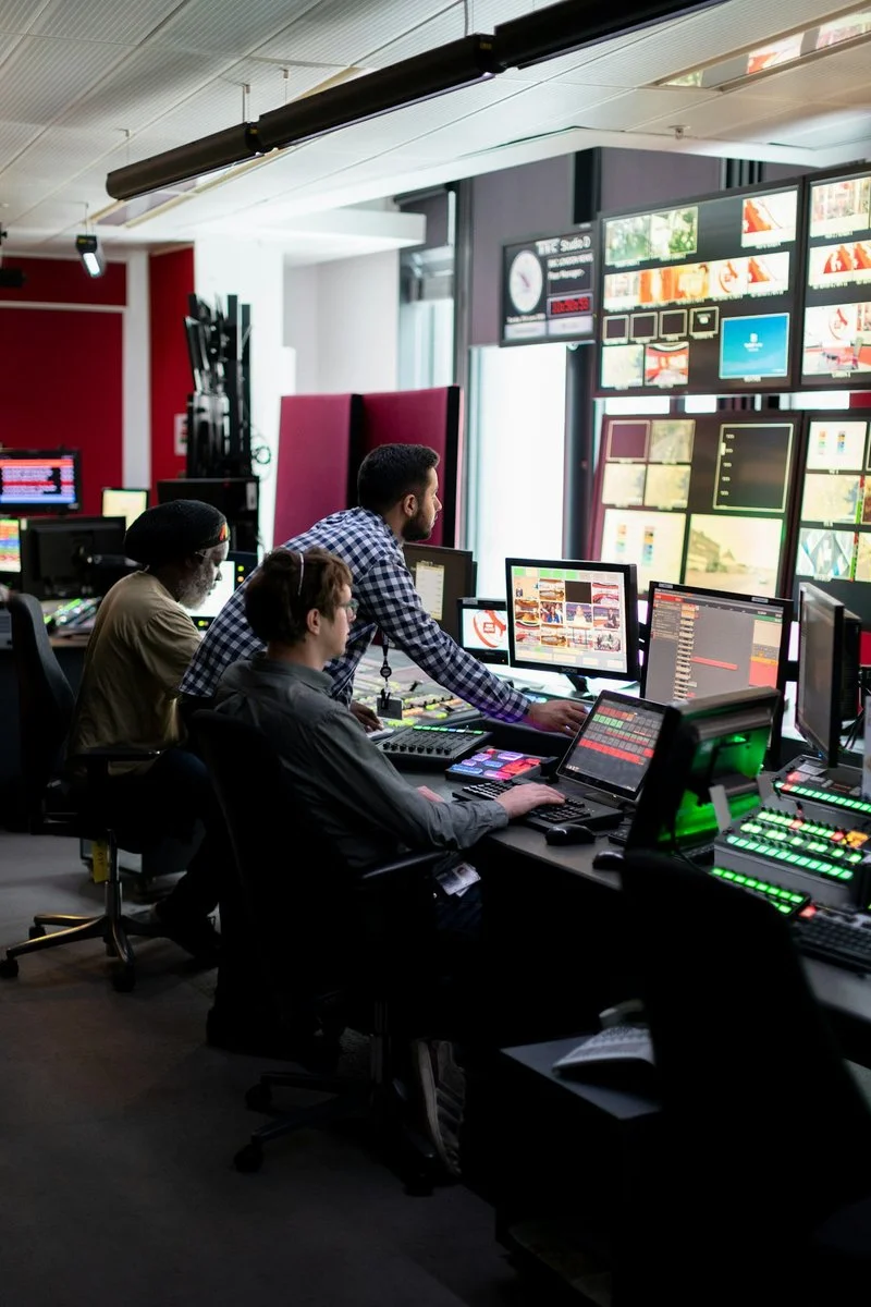 Tim produksi teknis di studio